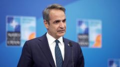 ΚΥΡΙΑΚΟΣ ΜΗΤΣΟΤΑΚΗΣ: Ευχήθηκε καλό καλοκαίρι αναπαράγοντας όλη τη μαυρίλα της πολιτικής που θυσιάζει τις λαϊκές ανάγκες για τα καπιταλιστικά κέρδη