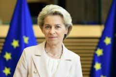 Η ΕΕ του αντικομμουνισμού «καρφώνεται»
