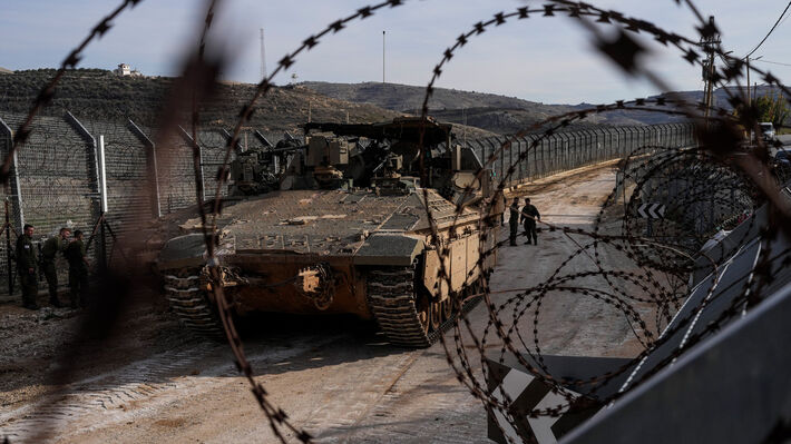 Η ισραηλινή κυβέρνηση ενέκρινε τη συμφωνία για την «πρώτη φάση» του άθλιου σχεδίου Τραμπ με το πιστόλι στον κρόταφο των Παλαιστινίων