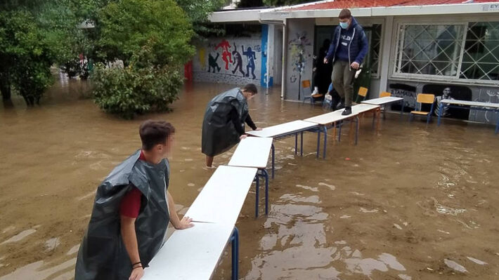 Ο πρόεδρος της ΔΟΕ για το κλείσιμο των σχολείων και την τηλεκπαίδευση: Ας σταματήσει πια η υποκρισία του ΥΠΑΙΘΑ