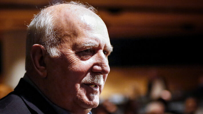 Το ΚΚΕ εκφράζει τη μεγάλη λύπη του για την αιφνίδια απώλεια του πολύπειρου δημοσιογράφου Γιώργου Παπαδάκη