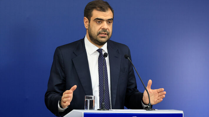 Η κυβέρνηση απειλεί τους αγωνιζόμενους αγρότες και δικαιολογεί τα ιμπεριαλιστικά αίσχη στη Βενεζουέλα