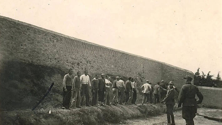 Τα συγκλονιστικά ντοκουμέντα ανήκουν στο λαό! Δέος για το φωτογραφικό υλικό από την εκτέλεση των 200 κομμουνιστών στην Καισαριανή