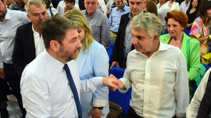 Αναταράξεις στο ΠΑΣΟΚ μετά τη διαγραφή του Οδ. Κωνσταντινόπουλου