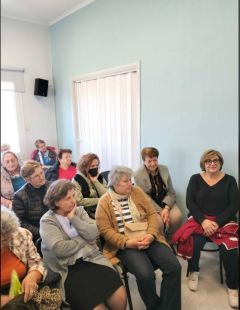 Δράση ενημέρωσης και ευαισθητοποίησης στη Βιβλιοθήκη Μακροχωρίου με θέμα :«Οι επιπτώσεις της βίας στην ψυχοσωματική υγεία της γυναίκας»