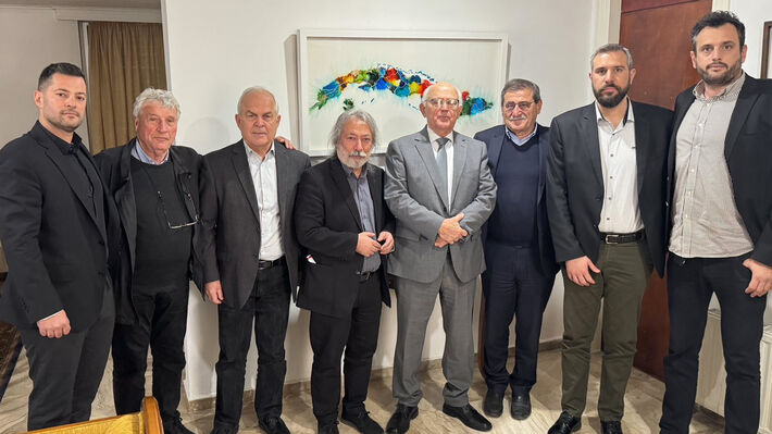 Αλληλεγγύη στο λαό της Κούβας! Συνάντηση εκλεγμένων της «Λαϊκής Συσπείρωσης» με τον πρέσβη της Κούβας
