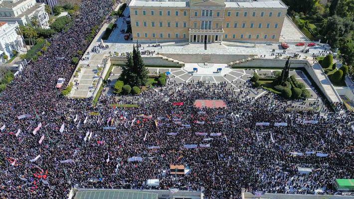 Σύλλογος Συγγενών Θυμάτων Τεμπών: Να βρεθούμε ξανά μαζί τη Δευτέρα 23 Μάρτη στην έναρξη της δίκης στη Λάρισα