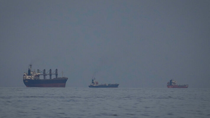 Το Ιράν ανοίγει τα Στενά του Ορμούζ όμως οι ΗΠΑ δηλώνουν ότι δεν άρουν τον ναυτικό αποκλεισμό στα ιρανικά λιμάνια