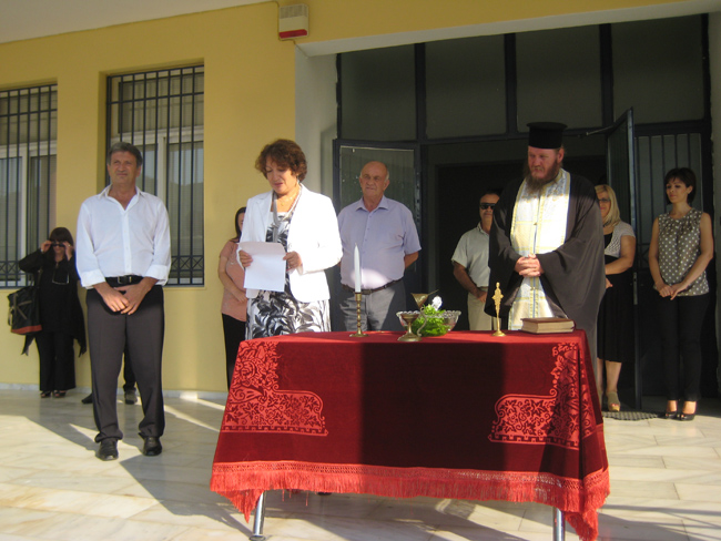Στο αγιασμό σχολείων η Δ/ντρια Β’Θμιας Εκπαίδευσης