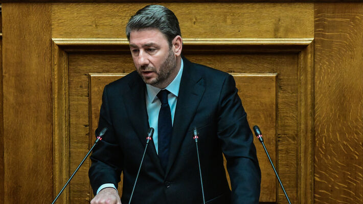 Θυμήθηκε τον ... εργάσιμο χρόνο το ΠΑΣΟΚ