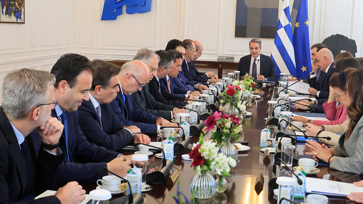 ΚΚΕ: «Μίζερη» είναι η πολιτική της κυβέρνησης που τσακίζει τον λαό και τον καλεί να πει και «ευχαριστώ» για το «μέρισμα κοροϊδίας»