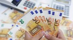 Η ληστεία του λαού εντείνεται μήνα με τον μήνα