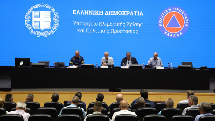 Μία από τα ίδια και αυτή την αντιπυρική περίοδο: «Ψίχουλα» για την πρόληψη και «ατομική ευθύνη»...