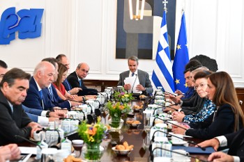 Την καραμέλα της ατομικής ευθύνης και της «κλιματικής κρίσης» αναμασά η κυβέρνηση