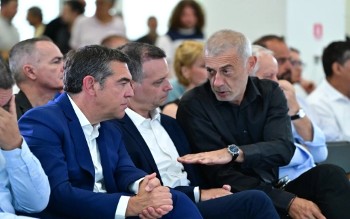 Οι προτάσεις της σοσιαλδημοκρατίας για την Τοπική Διοίκηση: Στόχος η αποτελεσματικότερη λειτουργία του εχθρικού κράτους, στόχος του λαού η σύγκρουση με αυτό