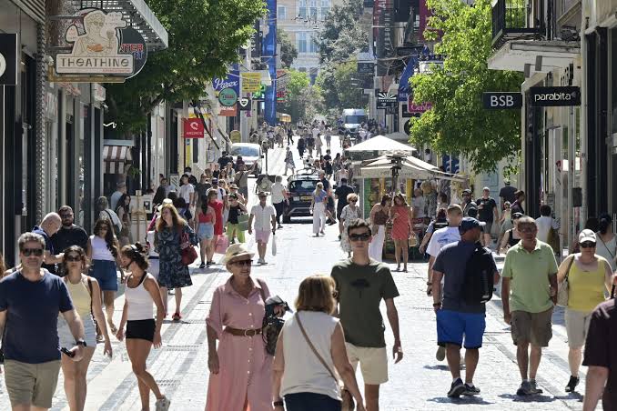 ΛΙΑΝΕΜΠΟΡΙΟ: Ανεβαίνει ο τζίρος και συγκεντρώνεται στους μεγάλους