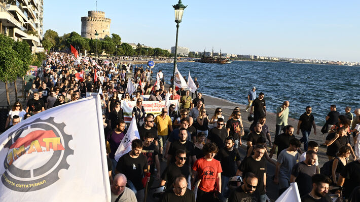 Ο λαός ετοιμάζει τη δική του εξαγγελία: Καμιά θυσία για τα κέρδη και τους πολέμους!
