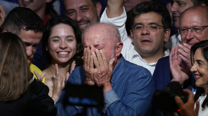 Βραζιλία: Επανεκλογή του Λούλα, αιχμές Μπολσονάρο για τα αποτελέσματα και νέος γύρος σοσιαλδημοκρατικών αυταπατών