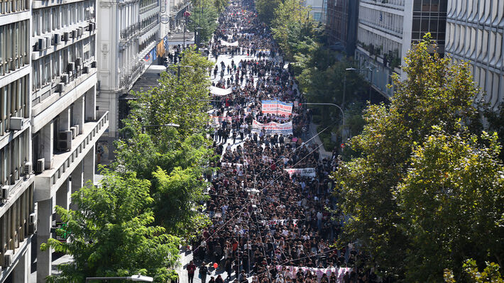 ΠΑΜΕ: Η σημερινή μέρα απέδειξε τη δύναμη του οργανωμένου λαού και της νεολαίας