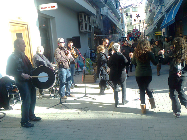 «Η φτώχεια θέλει καλοπέραση»