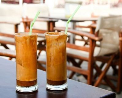  Η κρίση γέμισε τις πόλεις μας με επιχειρήσεις εστίασης: Αυτή είναι η περίφημη «ανάπτυξη» ;