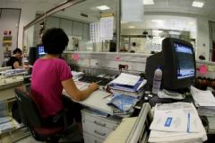 ΚΥΒΕΡΝΗΣΗ - ΦΟΡΟΕΙΣΠΡΑΚΤΙΚΟΣ ΜΗΧΑΝΙΣΜΟΣ: «Στραγγίζουν» τα λαϊκά νοικοκυριά