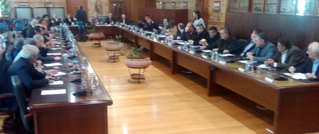 Ο «πολιτικός αρραβώνας;»