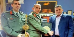 Eθιμοτυπική επίσκεψη του νέου διοικητού της ΙΜΠ Υποστρατήγου Βύνιου Χρήστου στον αντιπεριφερειάρχη