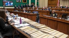 ΗΠΑ: Περίπου 14 εκατομμύρια Αμερικανοί επιπλέον θα είναι ανασφάλιστοι το 2018