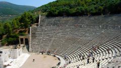 ΕΚΔΡΟΜΗ ΣΤΗΝ ΕΠΙΔΑΥΡΟ ΔΙΟΡΓΑΝΩΝΕΙ ΤΟ ΣΩΜΑΤΕΙΟ ΣΥΝΤΑΞΙΟΥΧΩΝ ΝΑΟΥΣΑΣ