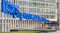 Οι δανειστές θα «εξετάσουν» τις εξαγγελίες Τσίπρα