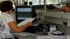 «Ξεπαγώνει» με τροπολογία η «αξιολόγηση» στο Δημόσιο