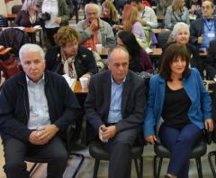 Παρόντες αλλά…