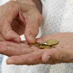 Σε τροχιά περαιτέρω συρρίκνωσης το λαϊκό εισόδημα!