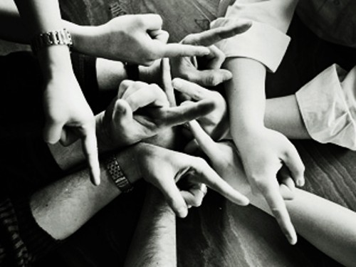  Περί πολιτικών διεργασιών