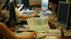 Ξεπέρασαν το ένα εκατομμύριο οι κατασχέσεις για χρέη στην εφορία