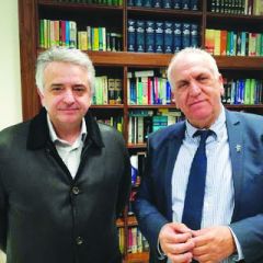 Παράδοση-παραλαβή στον Δικηγορικό Σύλλογο