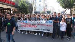 ΟΧΙ ΣΤΗ ΣΥΝΕΧΙΖΟΜΕΝΗ ΣΥΡΡΙΚΝΩΣΗ   ΤΗΣ ΠΑΡΕΧΟΜΕΝΗΣ ΕΚΠΑΙΔΕΥΣΗΣ 