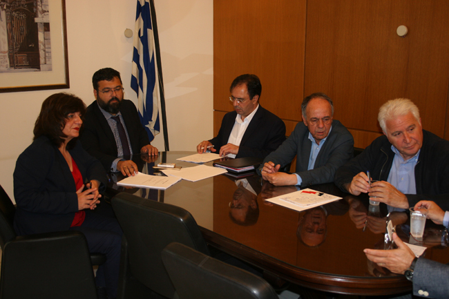 Συμβάσεις για τη βελτίωση αθλητικών εγκαταστάσεων υπέγραψε ο Δήμαρχος Βέροιας 