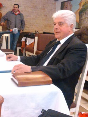 Απαντήσεις του Χρήστου Σκουμπόπουλου στα ΜΜΕ