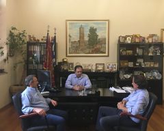 Σύμβαση για την αστική κινητικότητα σε περιοχές σχολικών συγκροτημάτων υπέγραψε ο Δήμος Βέροιας  