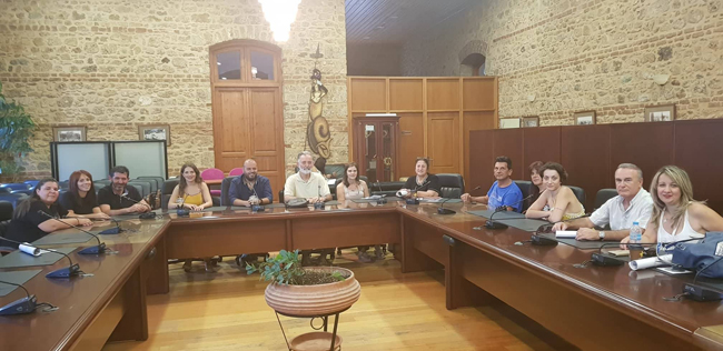 Ενημερωτική συνάντηση φορέων για τις παραστάσεις  του ΔΗ.ΠΕ.ΘΕ Βέροιας «Εις τους πέντε δρόμους!»