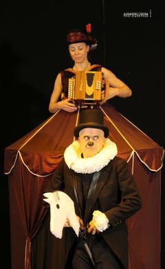 Σάββατο 20 Οκτωβρίου 2018, ΘΕΑΤΡΟ ΔΡΟΜΟΥ, ΤΣΙΡΚΟ, ΚΛΟΟΥΝ , ΖΩΝΤΑΝΗ ΜΟΥΣΙΚΗ & ΚΟΥΚΛΟΘΕΑΤΡΟ ΜΕ ΓΙΓΑΝΤΟΚΟΥΚΛΕΣ! ΣΤΗΝ ΑΓΟΡΑ...