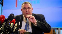 Π. Καμμένος: Αίρει την εμπιστοσύνη του στην κυβέρνηση