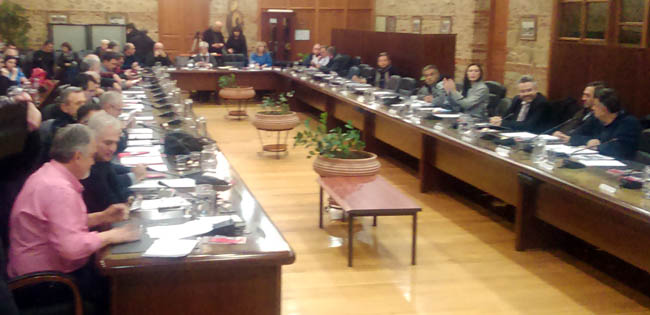 Συνεδρίαση Δ.Σ Βέροιας με άσχημο ποδαρικό