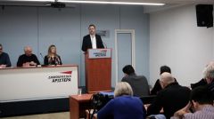 Εκτός της Κοινοβουλευτικής Ομάδας του ΚΙΝΑΛ ο Θ. Θεοχαρόπουλος