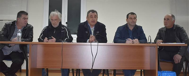 Και στο κόμβο της Κουλούρας αγροτικό μπλόκο