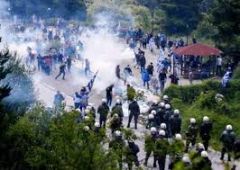 Περί χρήσης χημικών στις διαδηλώσεις…