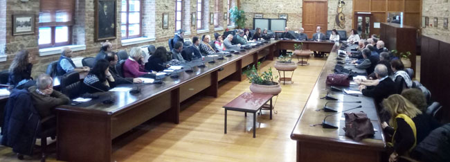 Πραγματοποιήθηκε η ενημερωτική συνάντηση των Διευθυντριών/ντών των Σχολείων της Πρωτοβάθμιας και της Δευτεροβάθμιας Εκπαίδευσης του Δήμου Βέροιας με θέμα τη συμμετοχή των σχολείων στο σχέδιο δράσης: «Δημόσιος Αστικός Χώρος και Γκράφιτι»  