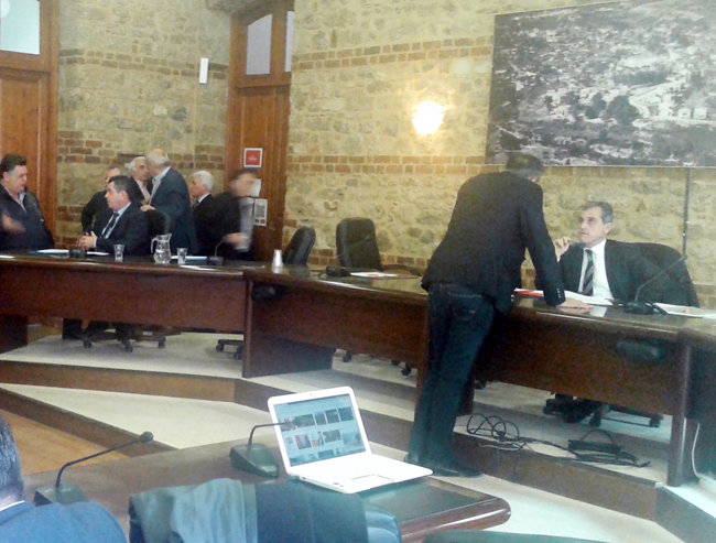 Περιφερειακό Συμβούλιο: Άσχημο δείγμα γραφής…